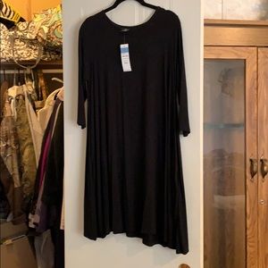 Brand new Black Agnes and Dora 3/4 Swing Tunic
